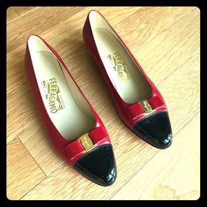 Salvatore Ferragamo wedges size 7.5